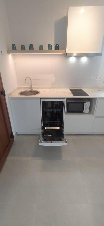 Apartamentos Villa Primera Кала-Фігера Екстер'єр фото