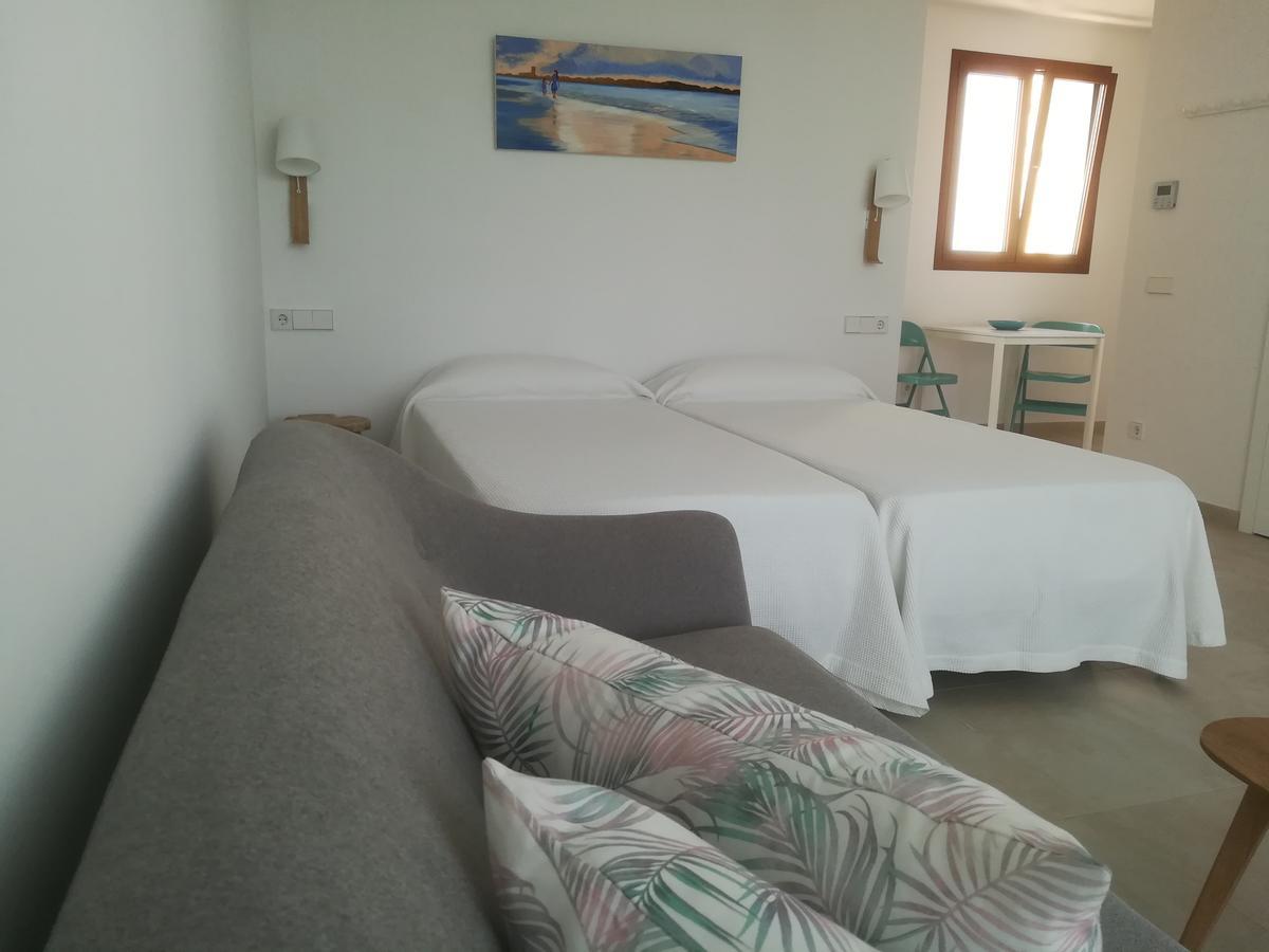Apartamentos Villa Primera Кала-Фігера Екстер'єр фото