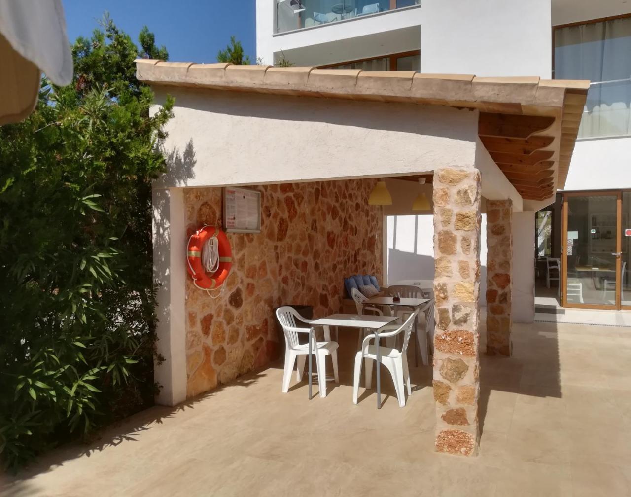 Apartamentos Villa Primera Кала-Фігера Екстер'єр фото