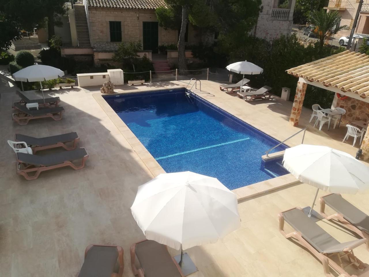 Apartamentos Villa Primera Кала-Фігера Екстер'єр фото